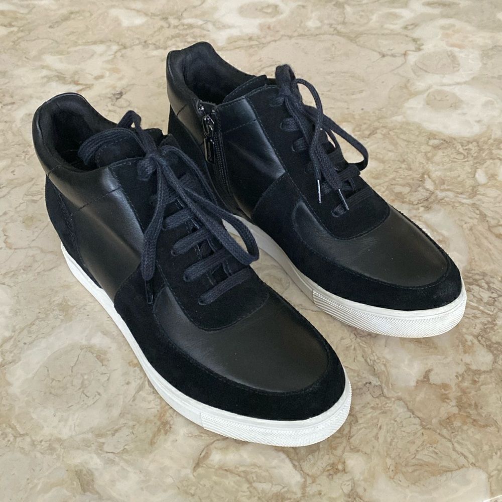 Blondo Goldy Wedge Sneakers Black Leather & Suede